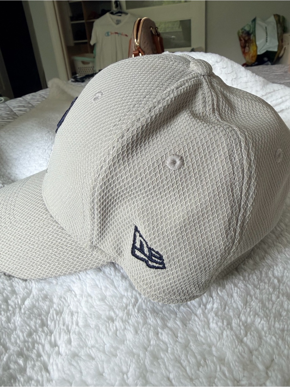 New Era Tan Cap with Navy Notre Dame IRISH Embroidery - Picture 2 of 5